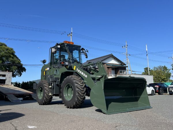 新車タイヤショベル納車！